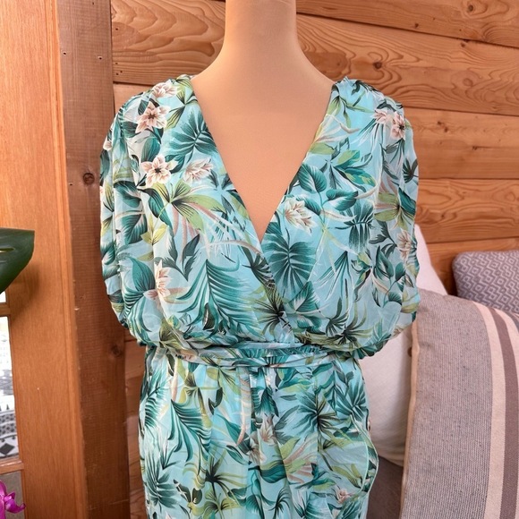 AMTIOUS Floral Print VNeck Short Sleeve Tie Waist Ruffled Maxi Dress Small - Picture 4 of 11